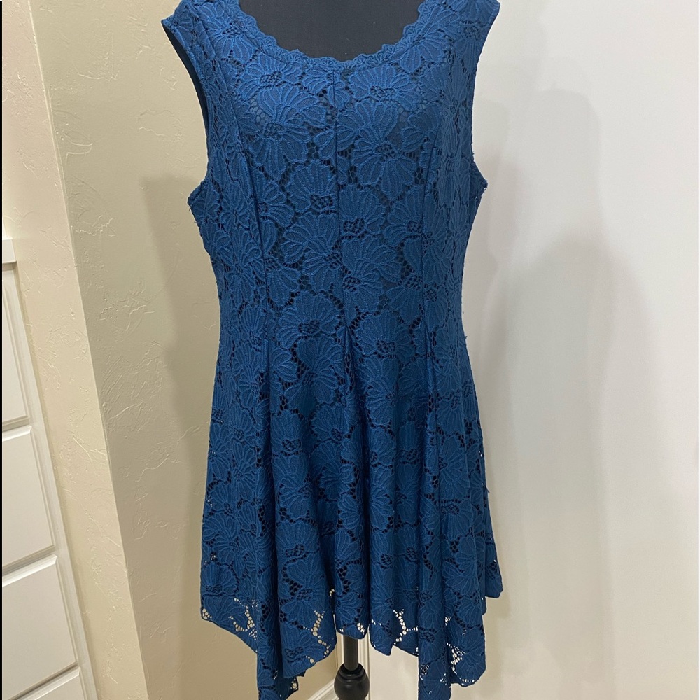 Altar’d State lace dress- size Large.